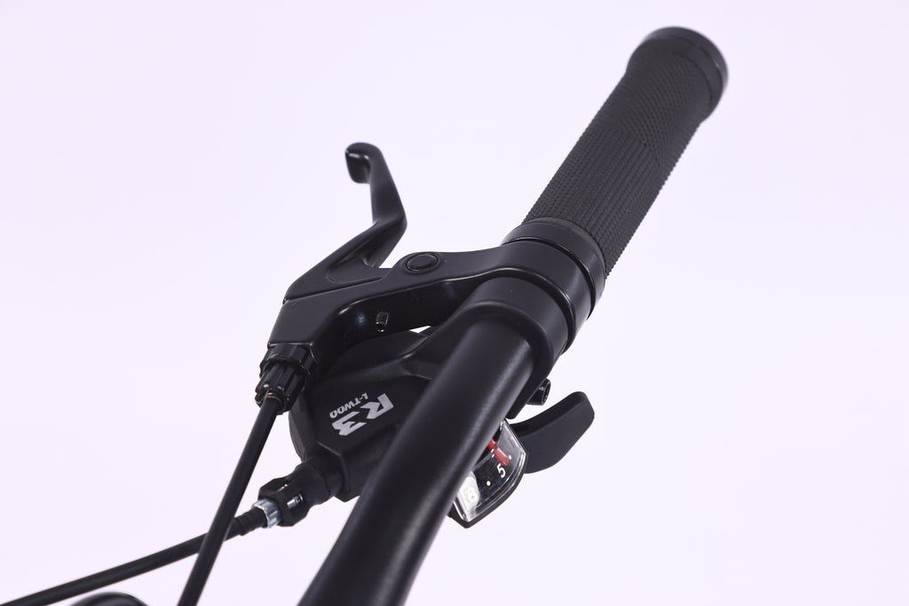 6725 Axis 700c Commuter Bike