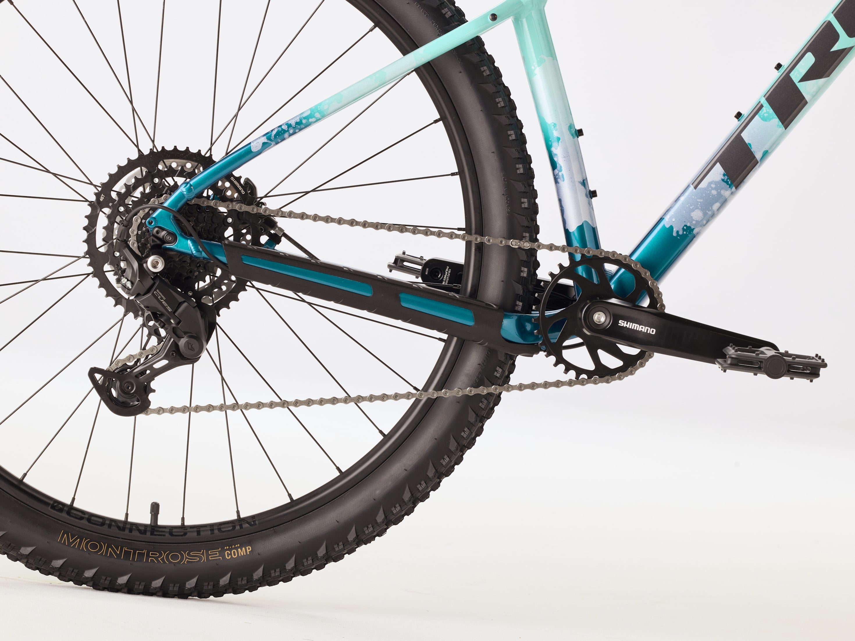 Shimano CUES 9-speed drivetrain on Trek Marlin 5 Gen 3 mountain bike